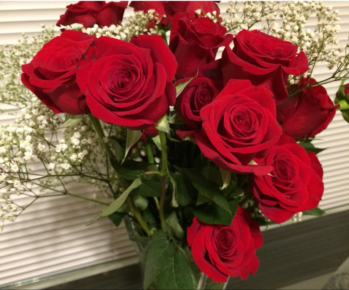 RAVISHING RED ROSE BOUQUET